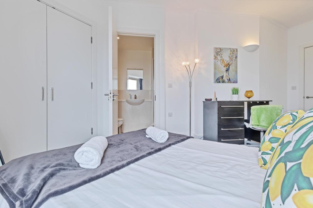 Ferienwohnung Panoramic Pad With Free Parking - By My Getaways Hove Exterior foto